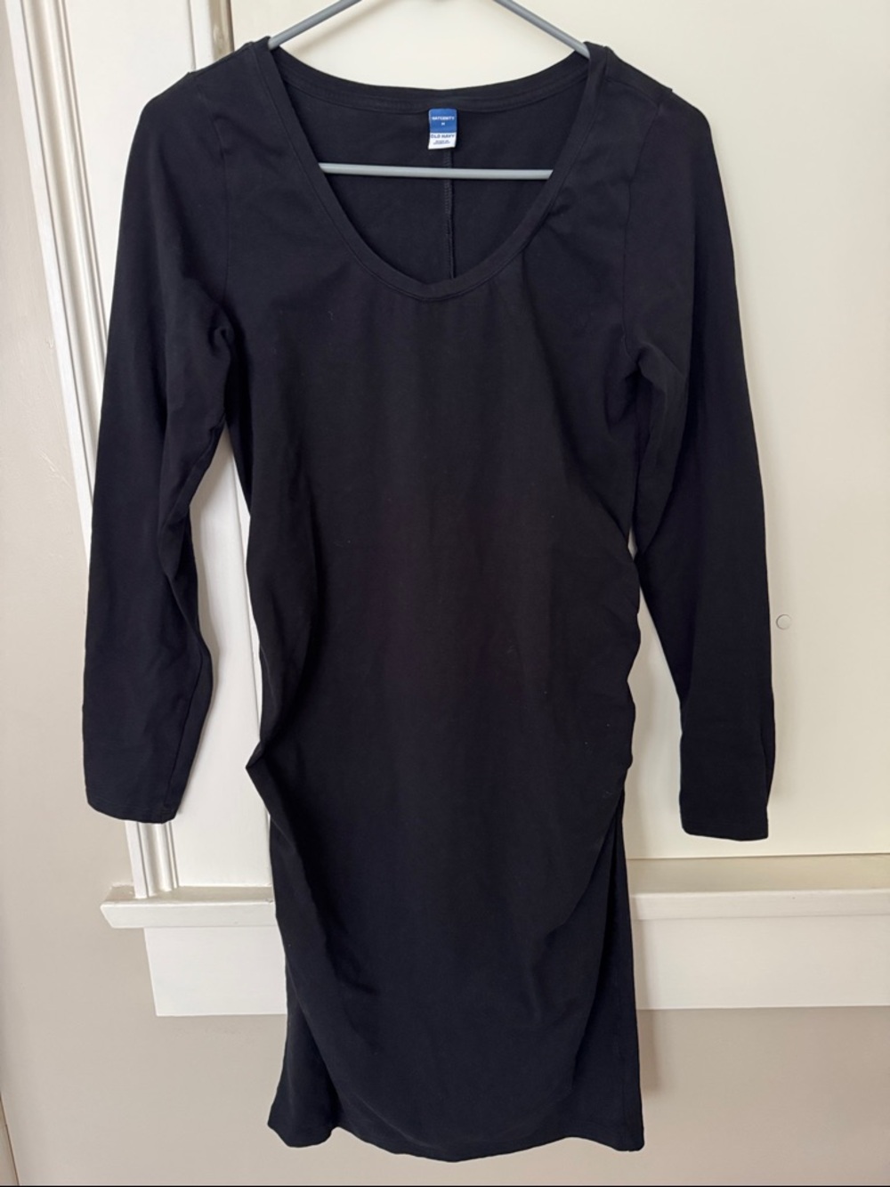 Women's Black Long Sleeve Scoop Neck Maternity Dress